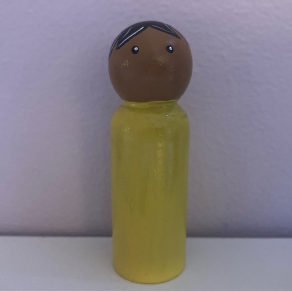 Rainbow Wooden Peg Dolls - Picture 3 of 9